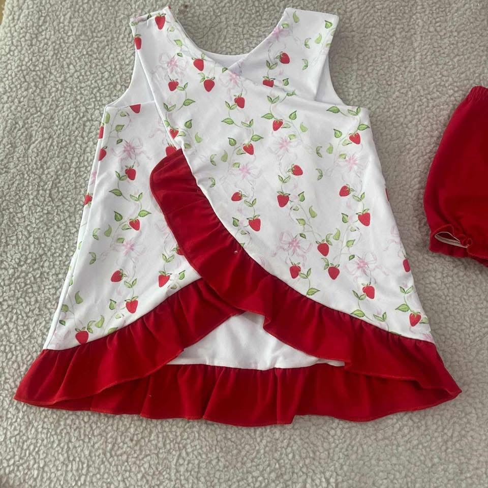 Coquette Strawberry Short Set